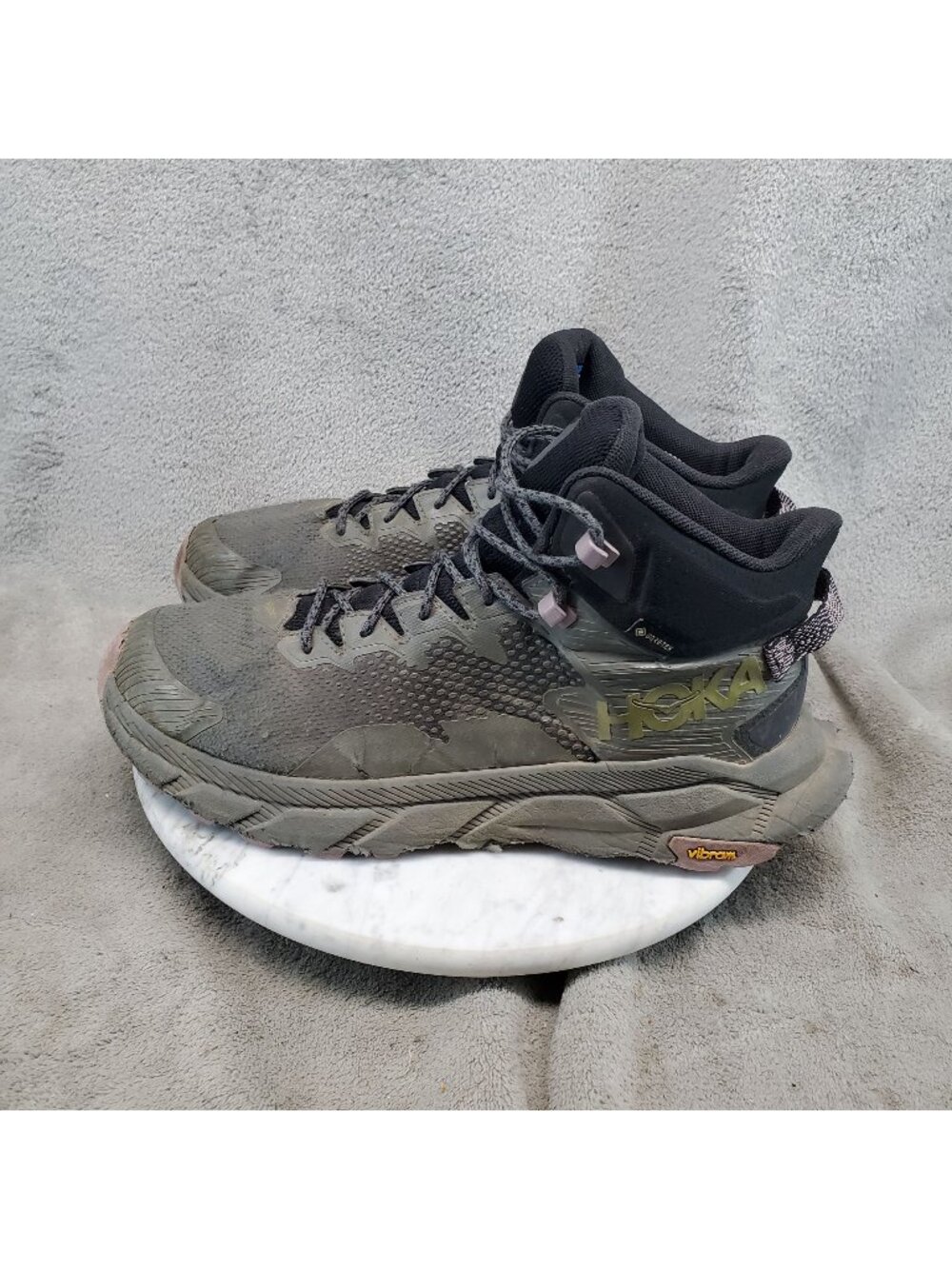Hoka One One Shoes Mens Size 10.5 Trail Code GTX Gray Hiking Boots *Read*
